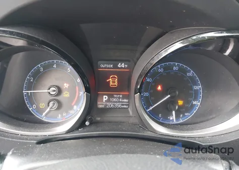 2014 Toyota Corolla S Plus from USA, damaged, VIN 2T1BURHE5EC198802